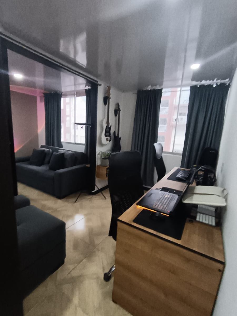 Cra. 102 #154-30, Bogotá, Colombia